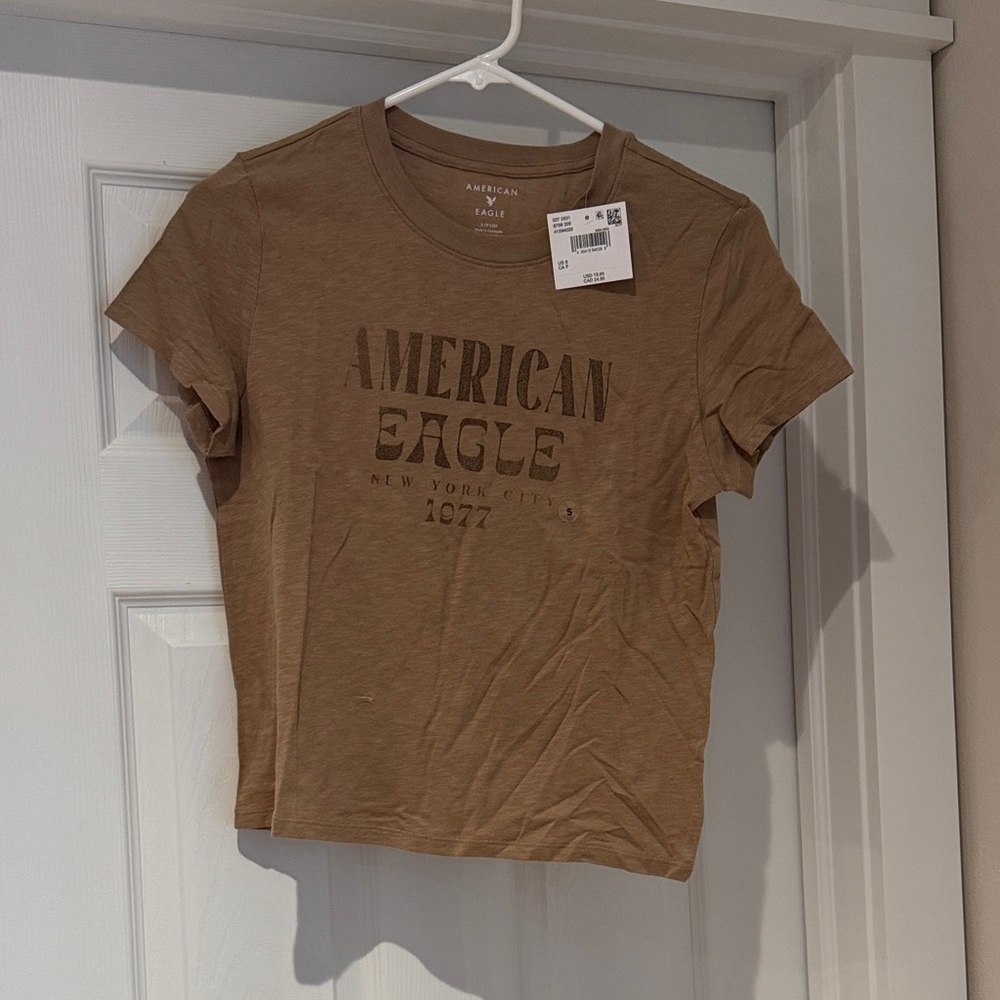 American Eagle Outfitters Tan Crop T-Shirt
